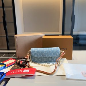 Fashionreps LouisVuitton Bag 18KE0688
