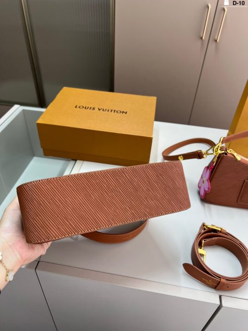 Fashionreps LouisVuitton Bag 18KE0703 - Image 3