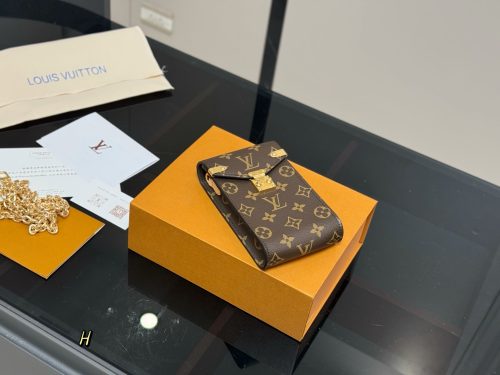 Fashionreps LouisVuitton Bag 18KE0712
