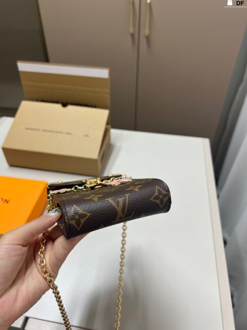 Fashionreps LouisVuitton Bag 18KE0714 - Image 3