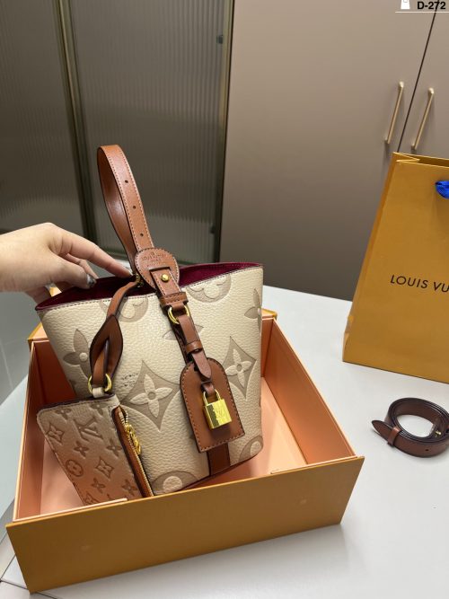 Fashionreps LouisVuitton Bag 18KE0753