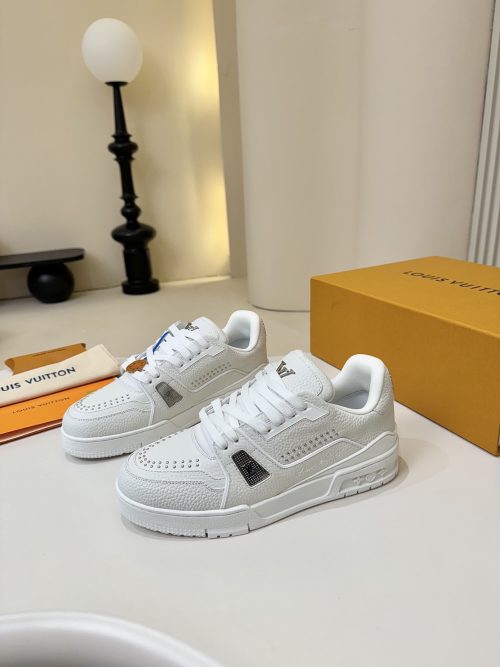 Fashionreps LouisVuitton Shoes 18KE0518