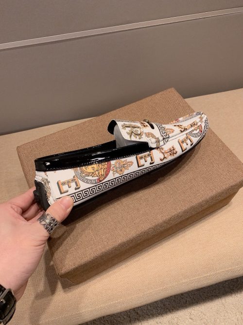 Fashionreps Versace Shoes 18KE0459 - Image 3